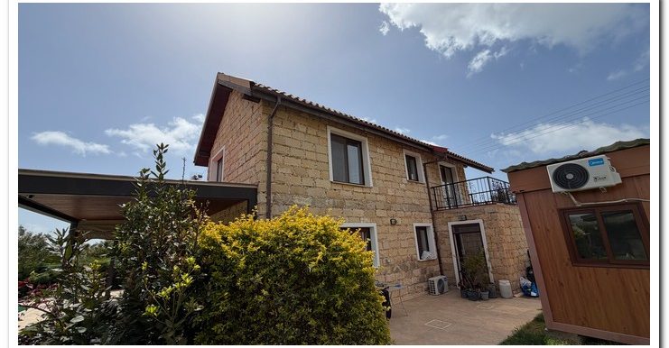 STEVEN VASILIS VILLA (2)