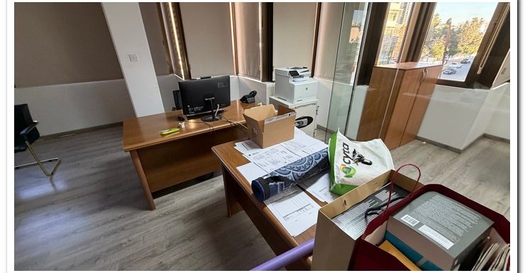 VAKIS OFFICES 70M2 (2)