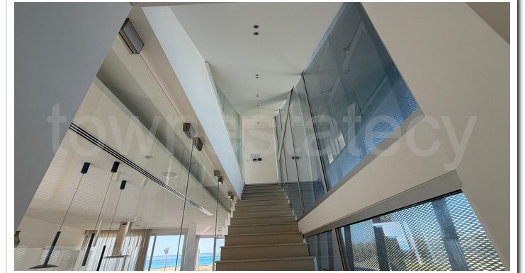 VILLA AYIA NAPA (24)