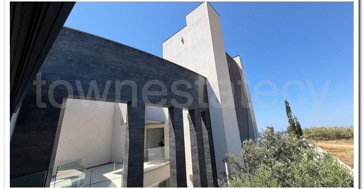 VILLA AYIA NAPA (4)