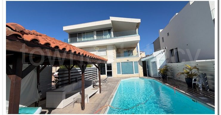 XIMONIDES DOCTOR (23)