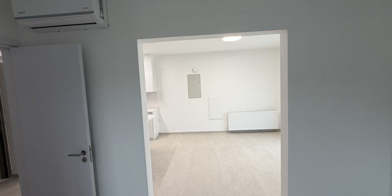 Akis New (15)