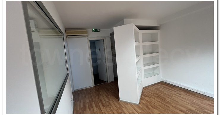 CHRISTOU 80M2 OFFICE (10)