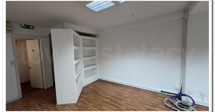 CHRISTOU 80M2 OFFICE (6)