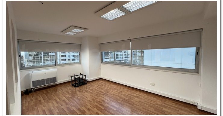 CHRISTOU 80M2 OFFICE (7)