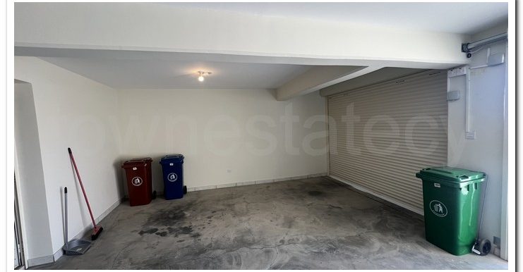 DOROS OWN MAISONETTE (50)