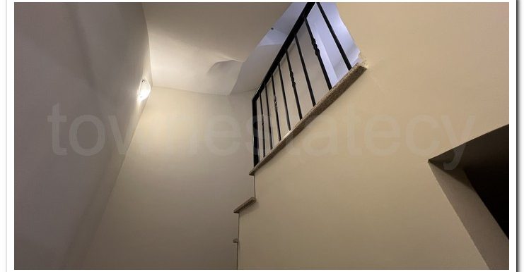 DOROS OWN MAISONETTE (60)