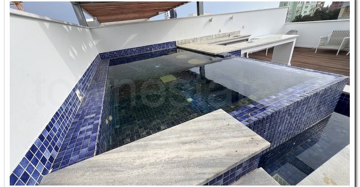 PRIVATE POOL (5)
