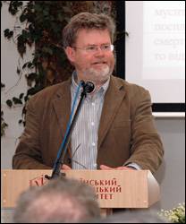 Коли зникає духовний вимір життя – пропадає і матеріальний