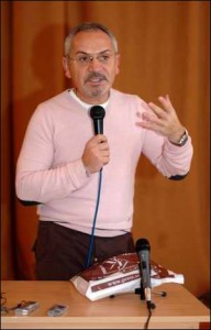 "Сильна рука" чи реальне лідерство?