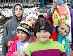 Святий Миколай завітав до сиротинців