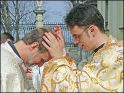 Священиче свячення викладача УКУ о. Романа Рицаря