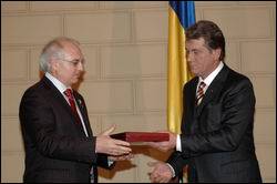 Заслужений сенатор УКУ – Герой України