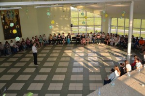 9382_672105226140080_975284780_n