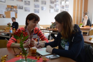На зустрічі зібралися випускники різних програм, років та з різних міст України