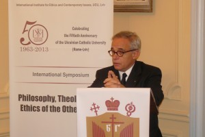 Keynote speaker Симпозіуму Філіп Капель Дюмон
