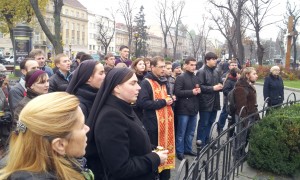 В центрі міста спільнота УКУ доєдналася до загальноміського вшанування пам'яті жертв Голодоморів