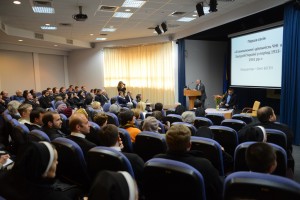 Першу доповідь на конференції виголосив Олег Турій
