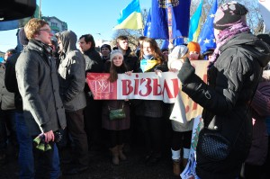 Спільнота УКУ на львівському євромайдані. загальнонаціональний страйк. 2 грудня 2013. Фото Надії Надільної
