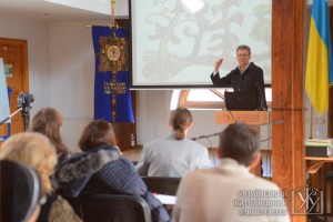 Головний експерт семінару с. Малгожата Вієчковська понад 15 років займається питанням медіаосвіти