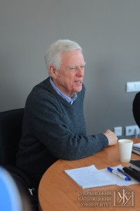 Маршал Крістенсен: "Лідер повинен служити. а не контролювати"