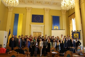 Учасники першого набору програми «Ефективне управління» («Good Governance»)