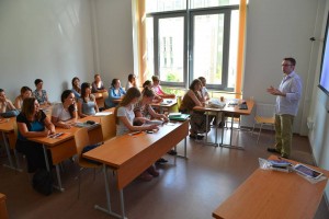 Викладають на Школі люди, для яких французька мова - рідна