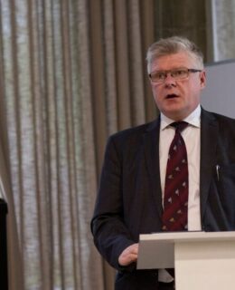 Звернення декана Андрія Ясіновського до першого випуску програми Artes Liberales