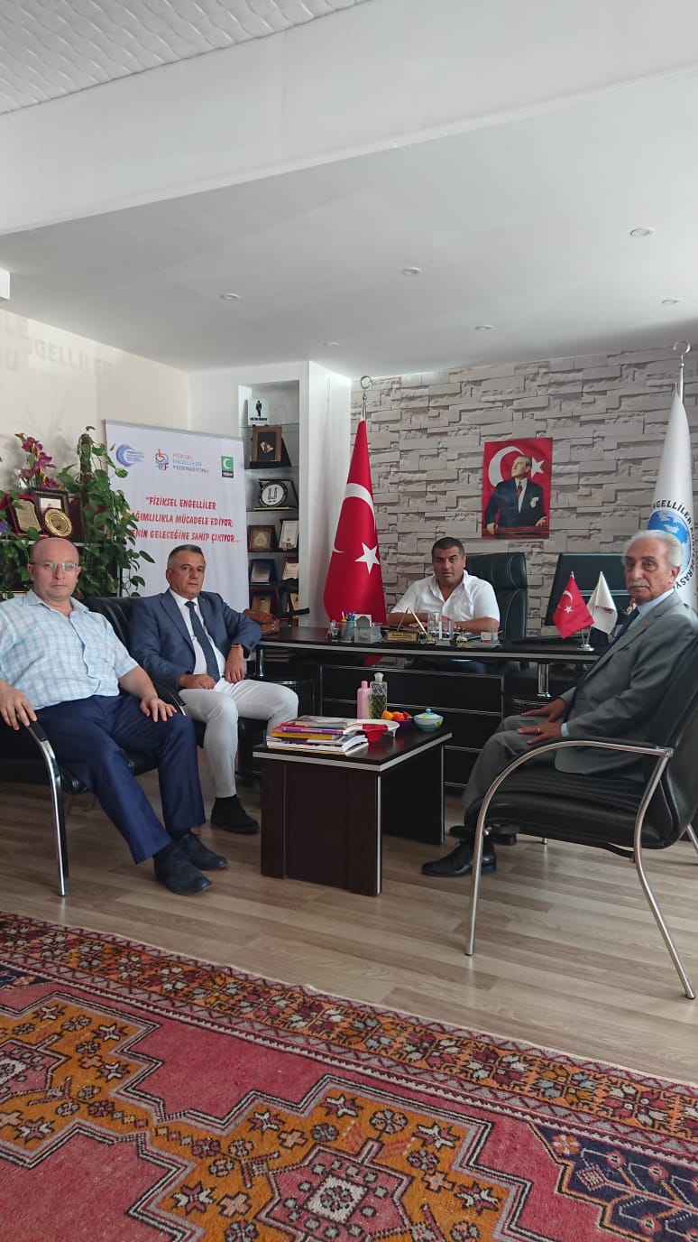 Tüm Engelliler Konfederasyonu'na anlamlı ziyaret Tüm Engelliler Konfederasyonu'na anlamlı ziyaret