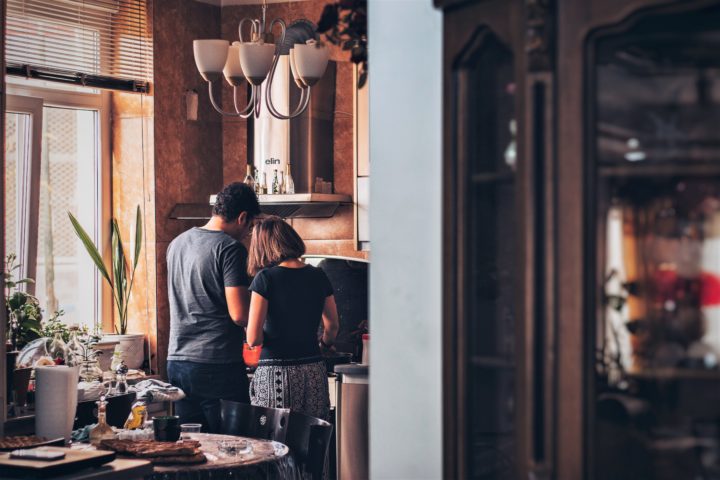 Samen kopen? Bedenk dan of je wil gaan trouwen, of voor een andere samenlevingsvorm kiest.