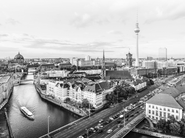 Wie gut die digitale Transformation im eigenen Betrieb gelingt, können Sie nun selbst mit dem Ready Business Check überprüfen.