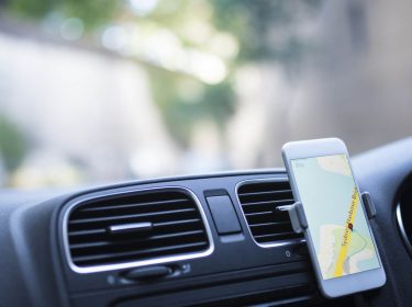 Mit Google Maps am Smartphone nach Hause navigieren.