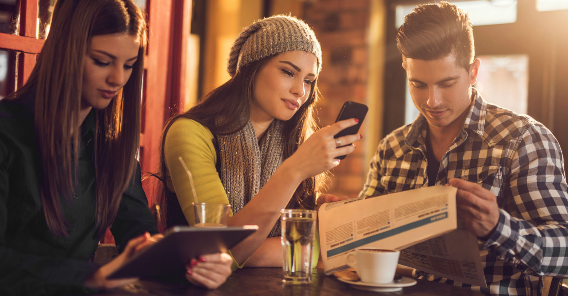 LIVE KACHELN BEI NEWS APPS IN FALSCHER SPRACHE visual data 7