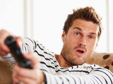 Ein Gamer ist voll im Geschehen