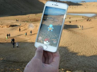 Zahlreiche Menschen sind nach wie vor auf der Suche nach Pokémon