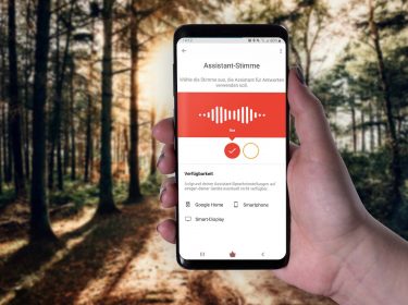 Am Samsung Galaxy S9+ eine neue Google-Assistant-Stimme einstellen.