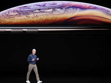Tim Cook präsentiert das iPhone XS