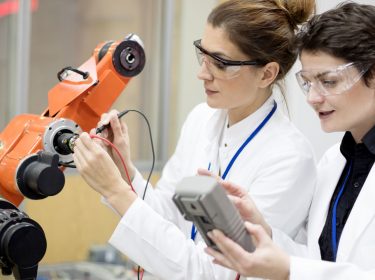 Eröffnung der School of Robotics in München