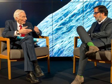Professor-Alexander-Goerlach-mit-dem-Astrophysiker-Lord-Martin-Rees-v.r.n.l.