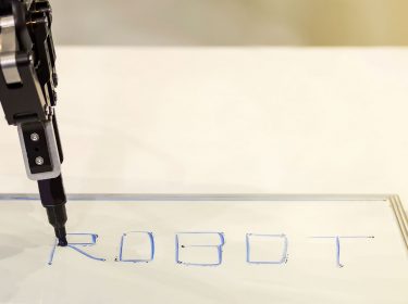 smart drawing roboter malt das wort robot