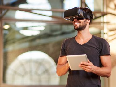 Lehrreiche VR-Erfahrung: Die erste Master Class in der virtuellen Realität