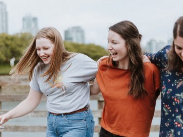 Internetfreundinnen emotion