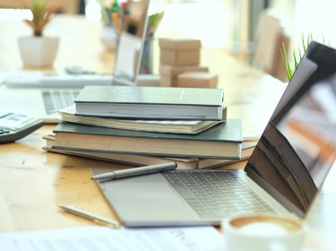 Sprachkommandos steuern Siri auch auf dem Mac.