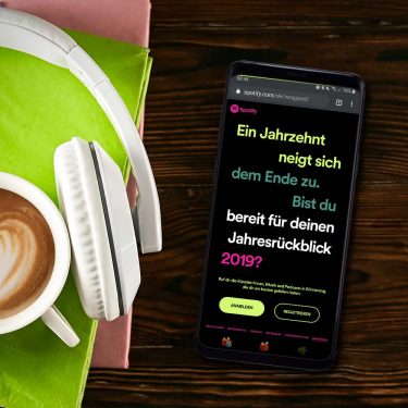 Spotify: So erhältst Du Deinen persönlichen Jahresrückblick Das Samsung Galaxy S9+ zeigt die Webseite für den Spotify-Jahresrückblick 2019.