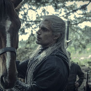 The Witcher: Nightmare of the Wolf – Netflix kündigt Animationsfilm an Henry Cavill als Geralt Riva in „The Witcher”.