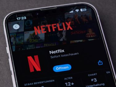 Die Netflix-App ist im App Store auf einem iPhone zu sehen.