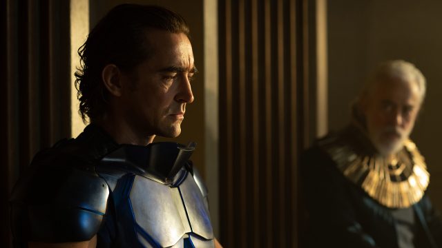 Auf dem Bild in dem Artikel zu den besten Sci-Fi-Serien ist eine Szene aus Foundation zu sehen.