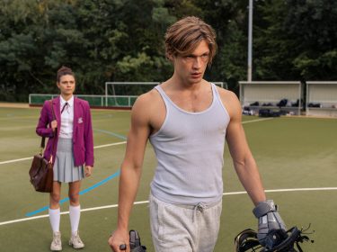 James (Damian Hardung) und Ruby (Harriet Herbig-Matten) in der deutschen Serie Maxton Hall