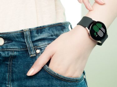 Galaxy Watch 4 am Handgelenk