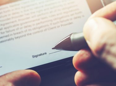 Digitale Unterschrift am Handy erstellen.